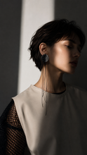 Load image into Gallery viewer, Moon Earrings L

